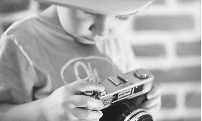 What Is a School Photographer?